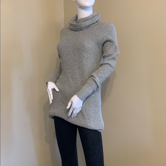 Forever 21 Light Gray Women's Sweater - Picture 5 of 5